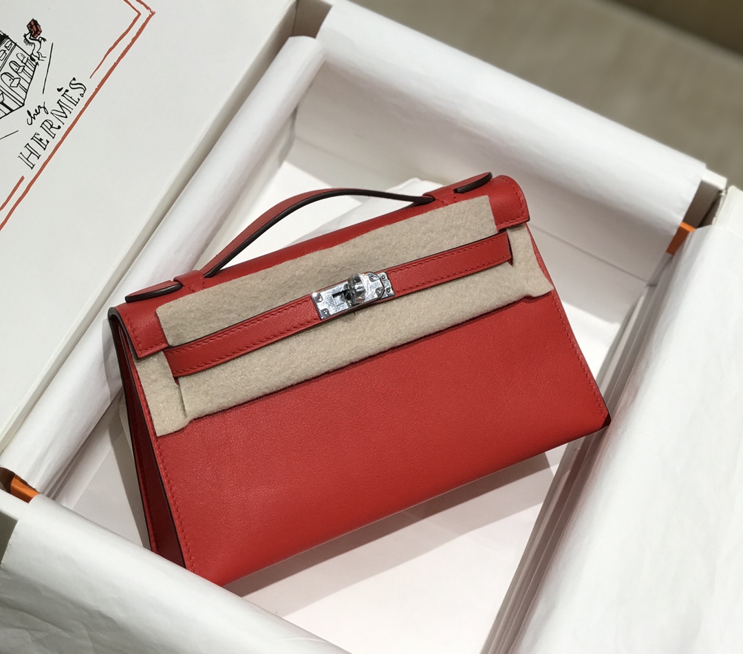 Hermes Mini Kelly Pochette 22cm Bag In Red Swift Leather